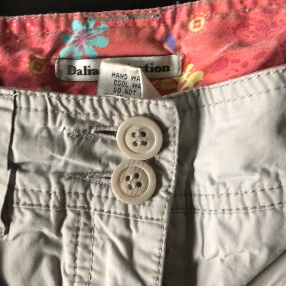 Gray capris - Picture 2 of 7